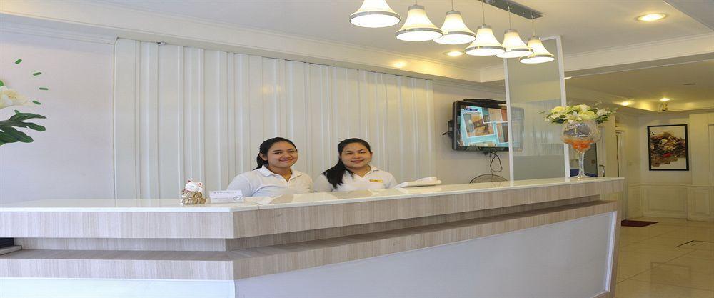 Hotel @ White Patong Esterno foto